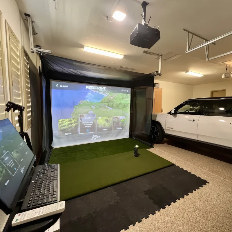 SportScreen Vanish 13H Golf Simulator Enclosure Lifestyle