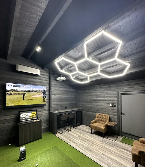 Hex Lighting | 5 Light Grid in Golf Sim Room