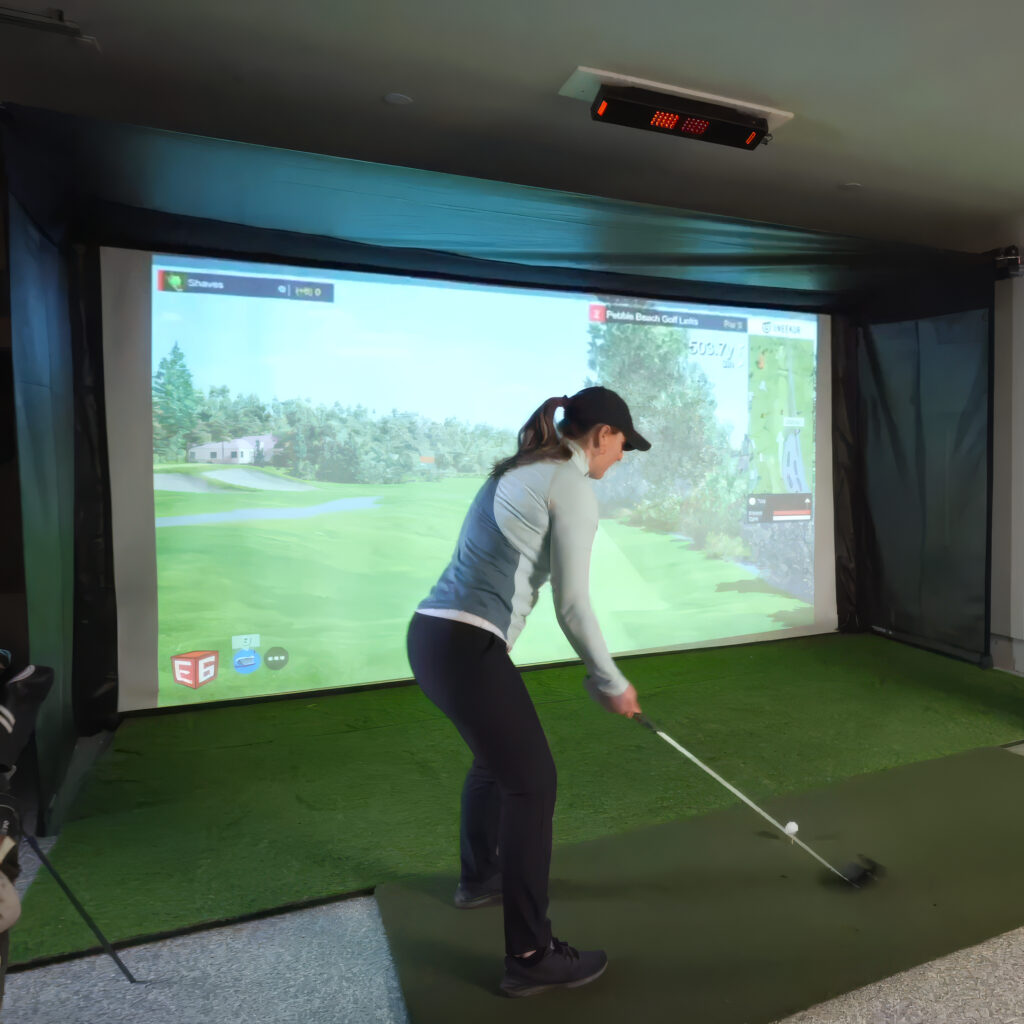 Widescreen Golf Simulator Enclosure | Vanish 16 | TEKDEN