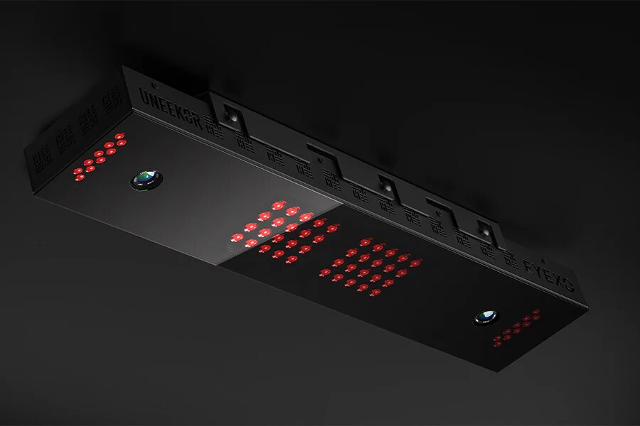 Uneekor EYE XO Launch Monitor – Studio Package - Image 3