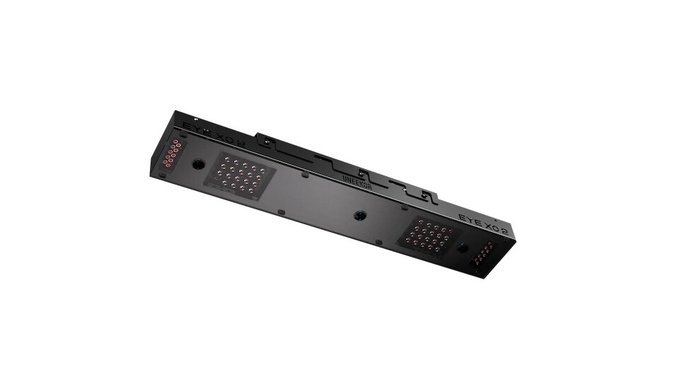 Uneekor EYE XO2 Launch Monitor – Studio Package